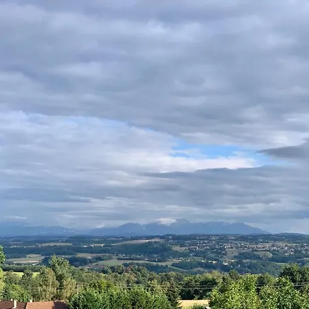 Les Hauts De Vernavent B&B